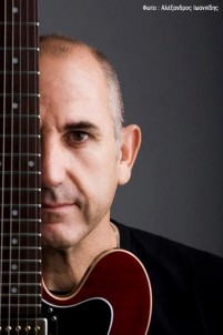 Νίκος Καλλίνης