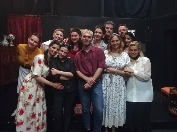 Καλεσμένοι σε φόνο