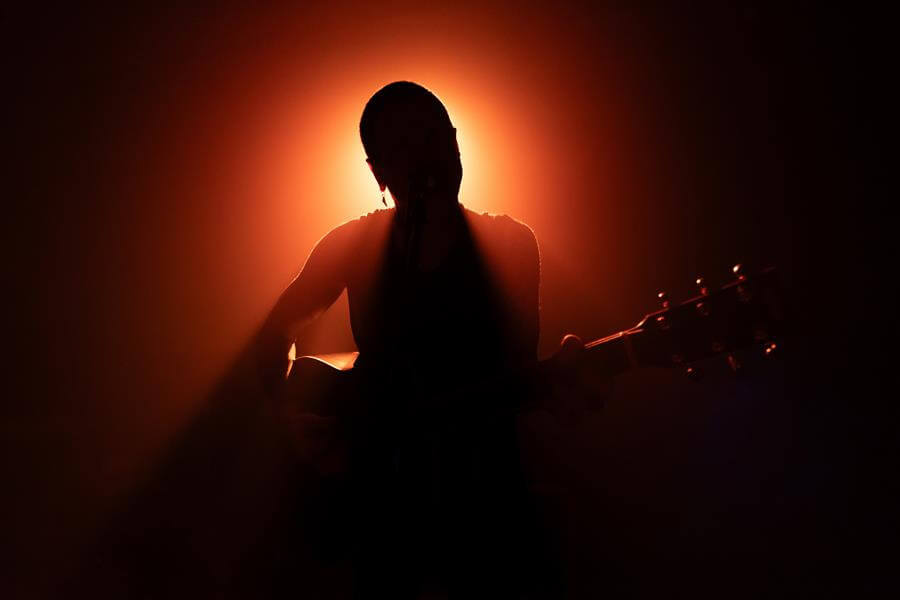 Η Laura Jane Grace στη σκηνή