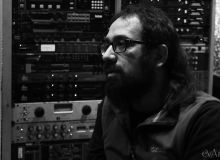 Βαγγέλης Καζαντζής: "Με ενδιαφέρει ο στίχος να είναι πιο άμεσος και να απευθύνεται στο σήμερα"