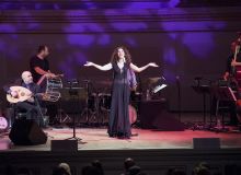 Η Ελευθερία Αρβανιτάκη αποθεώθηκε στο Carnegie Hall την 1η Φεβρουαρίου 2014
