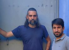 Θανάσης Χουλιαράς: «Μια βόλτα στη Γη» | Ένα τραγούδι για τους μη τουριστικούς προορισμούς