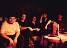 Οι Royal Arch παρουσιάζουν το νέο τους single με τίτλο "Twenty Three"